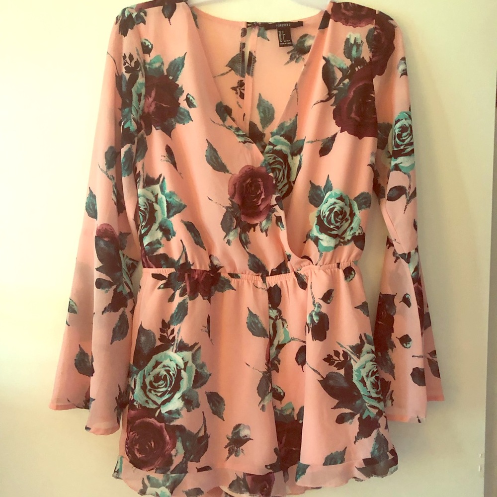 Floral bell sleeve romper
